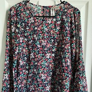 Mimi chica bell-sleeve blouse